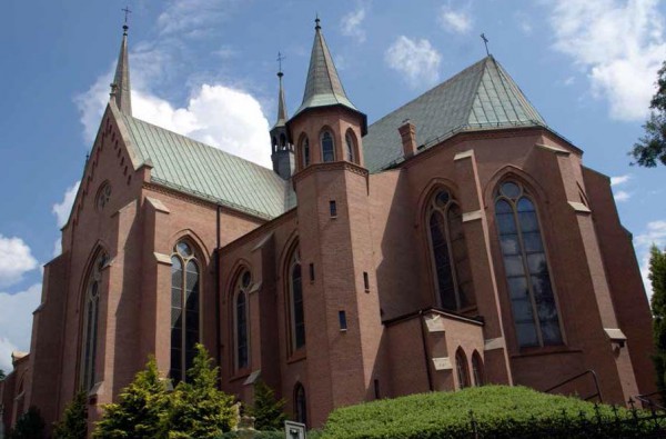 Konserwacja elewacji kościoła pod wezwaniem św. Szczepana w Katowicach-Bogucicach